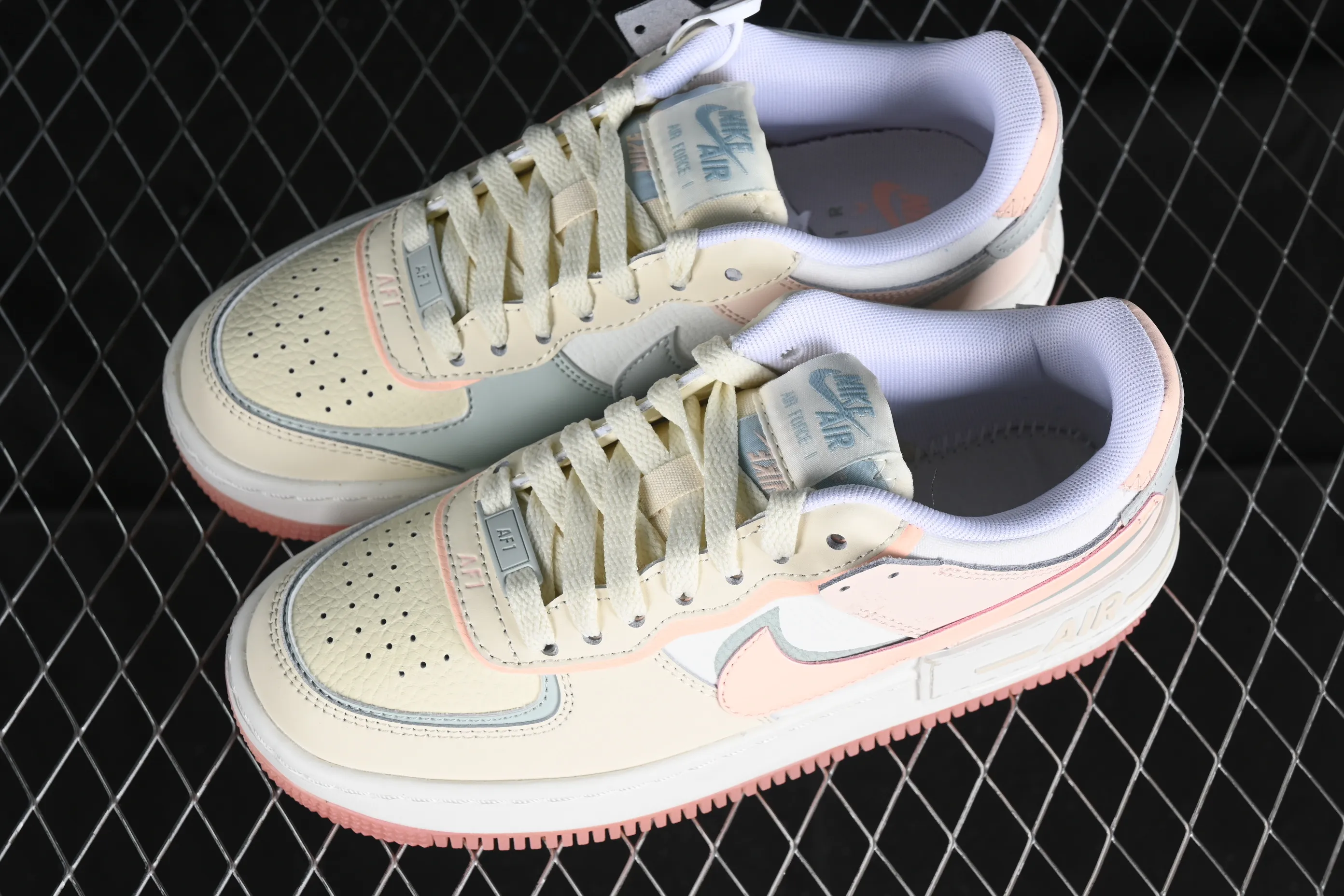 All Categories Nk Air Force 1 Air Force Series Nk Air Force 1 Shadow Air Force Lightweight Increase Nk Air Force 1 Shadow Air Force One Lightweight Increase Low-top Versatile Sneakers DZ1847-105